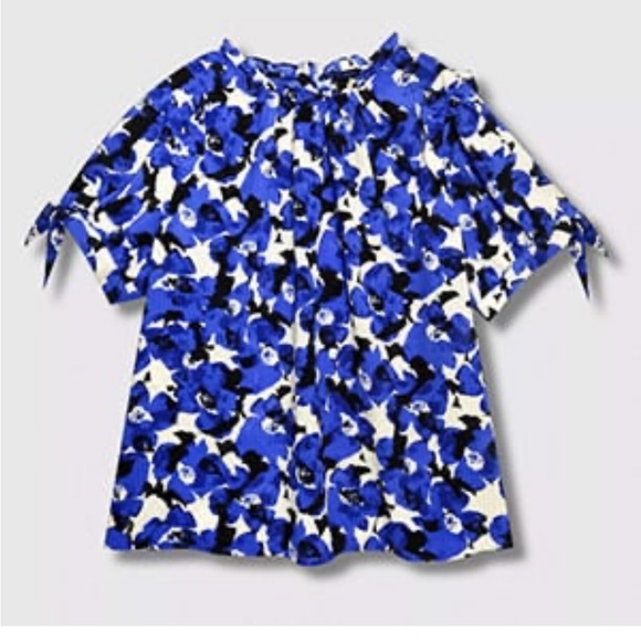 Who What Wear Tops - Who What Wear Floral Blue and Black Women's Top Size Small Runs Bigger